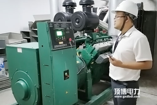 你不知的柴油發(fā)電機組使用油門誤區(qū)，大還是??？