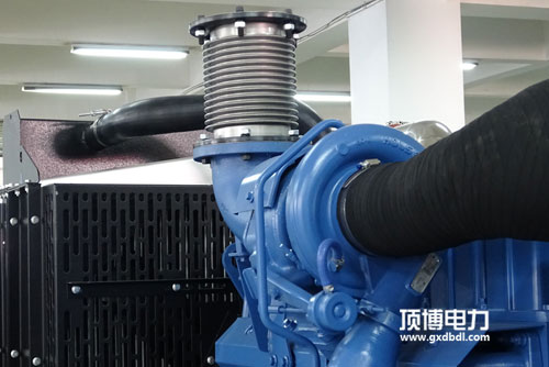 發(fā)電機(jī)組柴油機(jī)這樣保養(yǎng)，使用壽命想不長(zhǎng)都難！